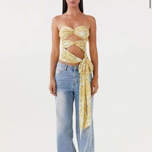 Yellow Top - Sunlight Cascade “Daffodil” (Peppermayo)